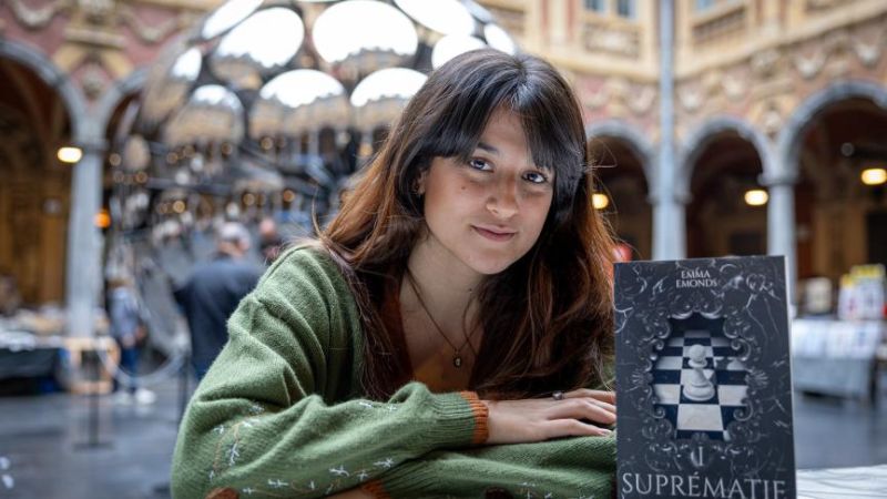 Fichier:Emma Emonds.jpeg